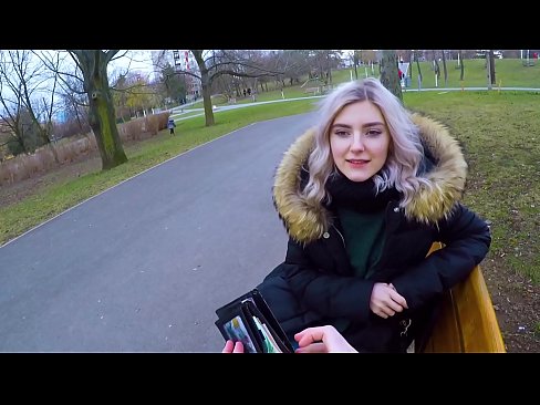 ❤️ Глотает горячую сперму незнакомца за деньги - минет в парке от Eva Elfie Качественный секс у нас